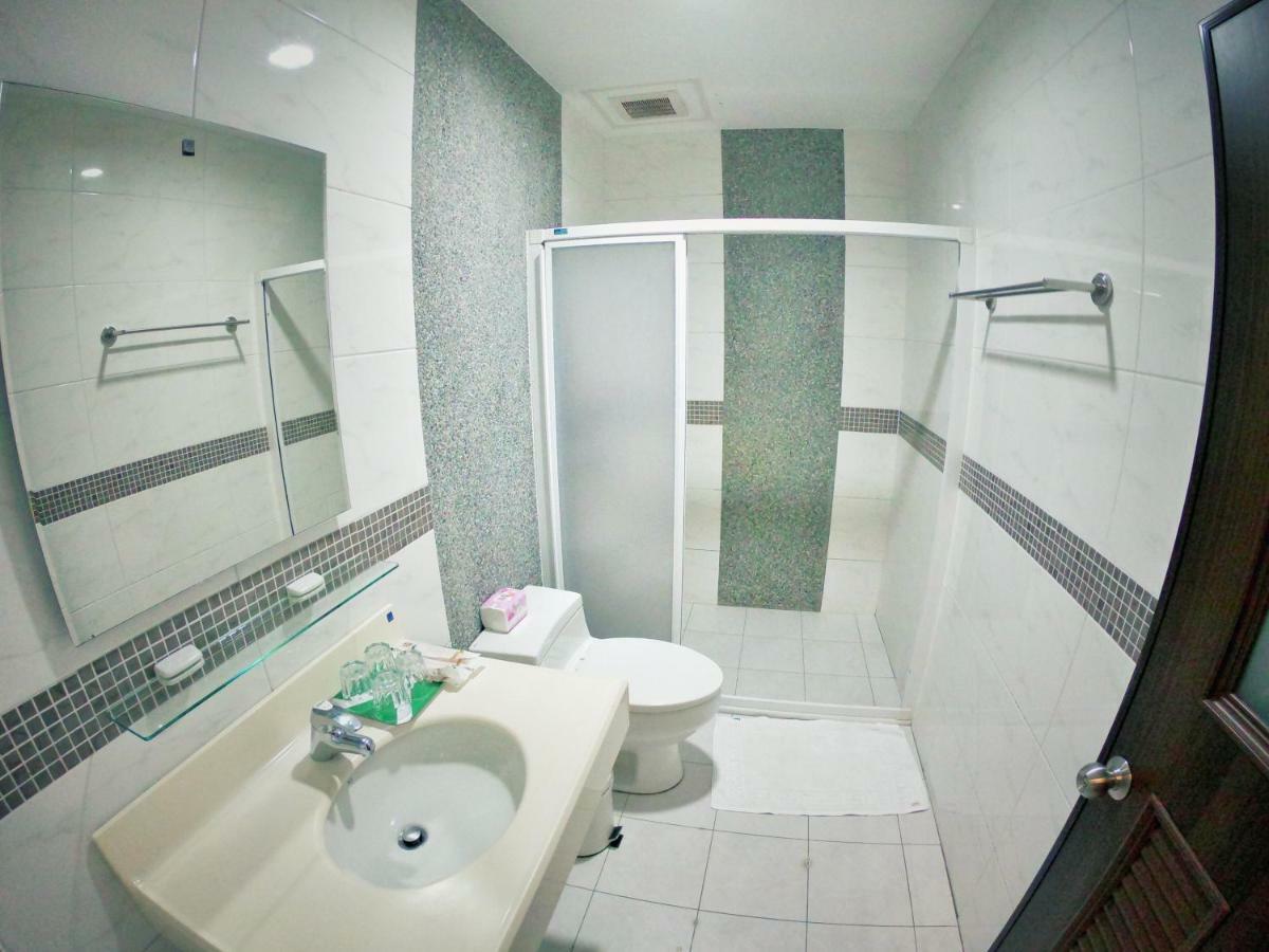 Imanuel Surfing B&B Hengchun South Gate Exterior photo